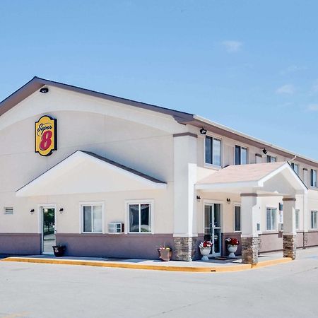 Super 8 By Wyndham Grand Forks Otel Dış mekan fotoğraf