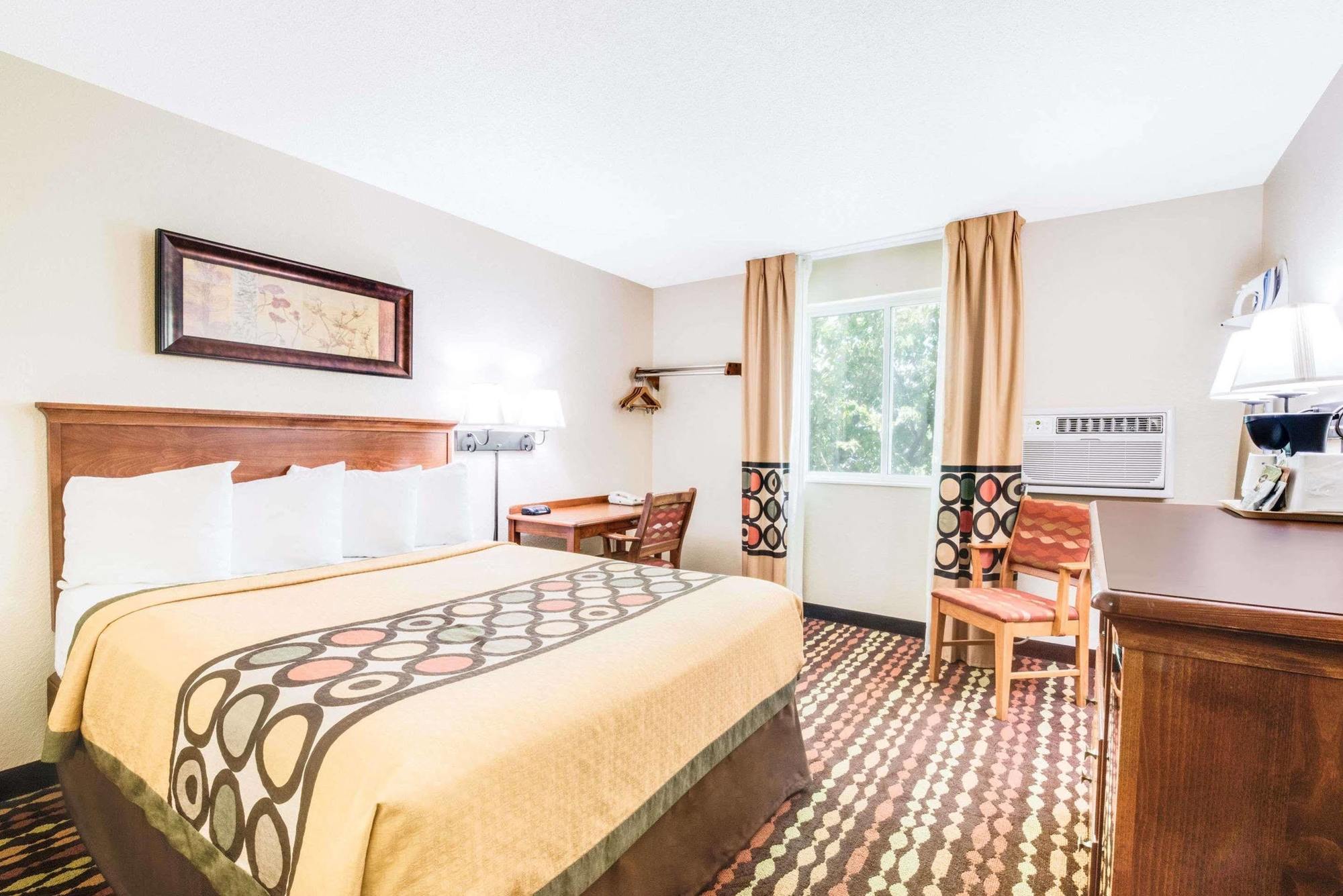Super 8 By Wyndham Grand Forks Otel Dış mekan fotoğraf