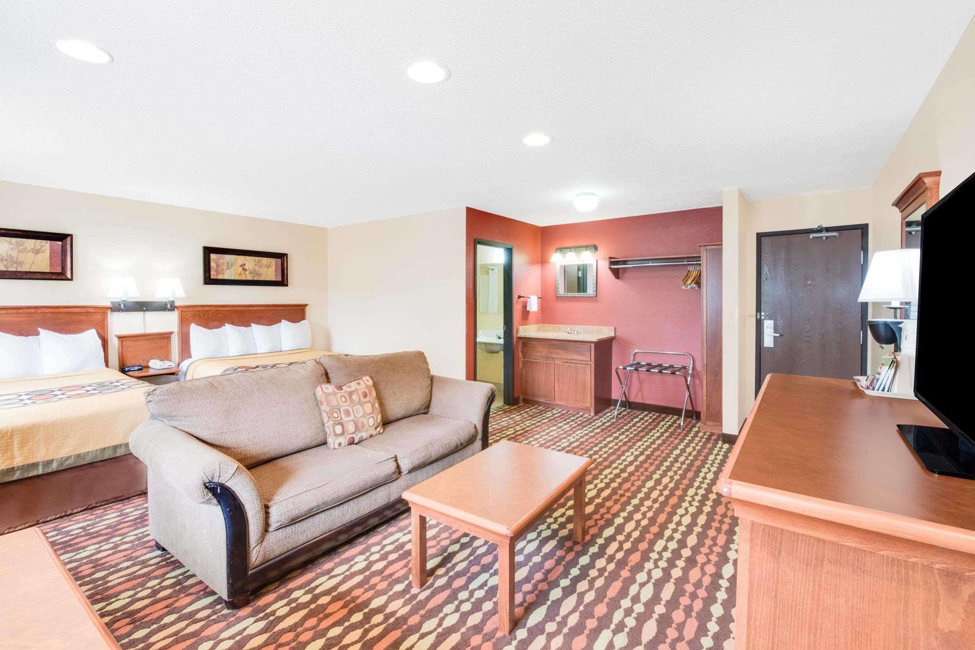 Super 8 By Wyndham Grand Forks Otel Dış mekan fotoğraf