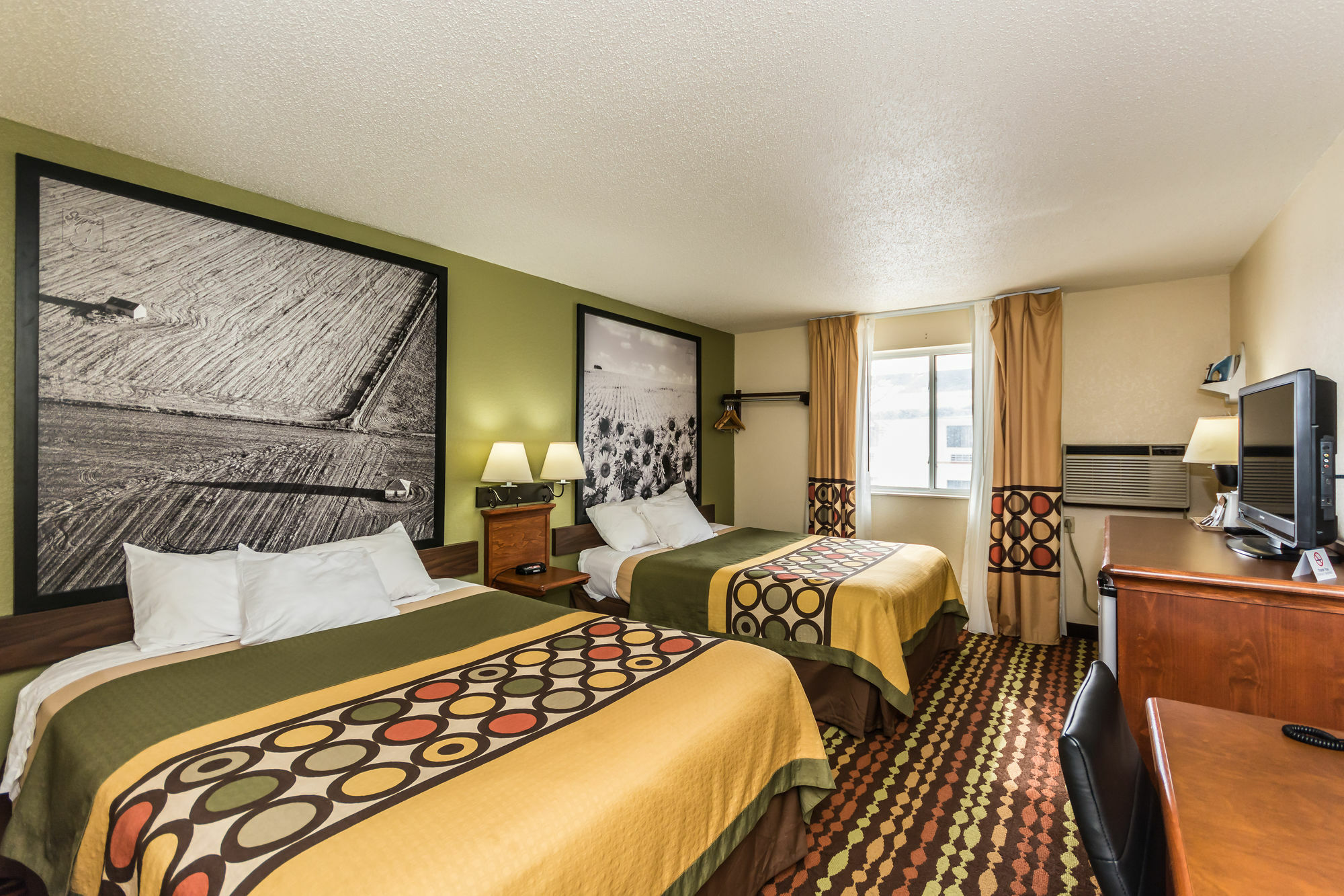 Super 8 By Wyndham Grand Forks Otel Dış mekan fotoğraf